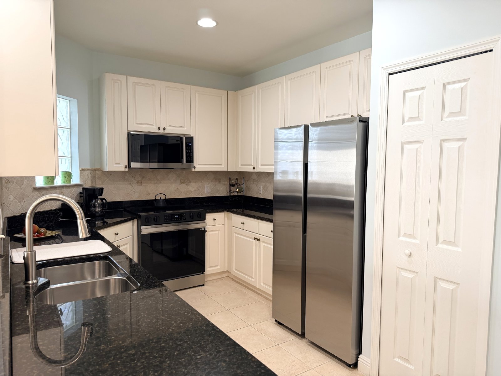 1405 Sweetwater Cove - 204 property image