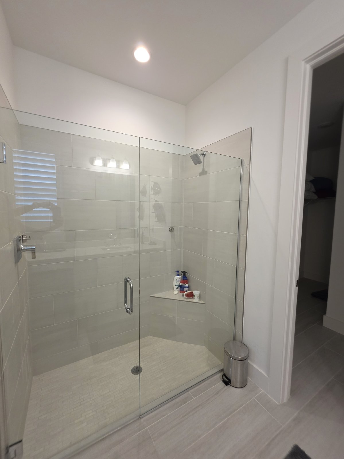 8955 Kingston Street - 1 property image