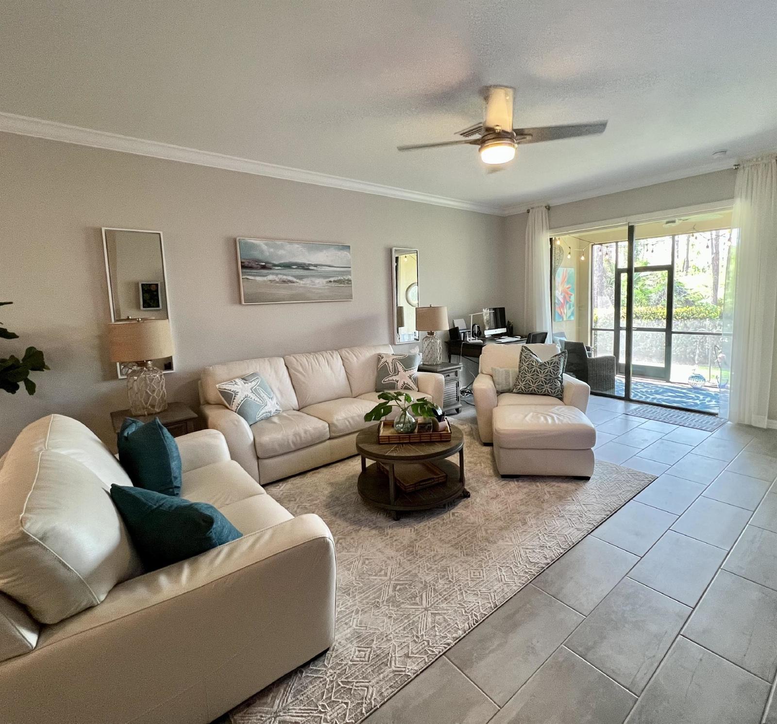 9184 Glenforest Drive - 1 property image