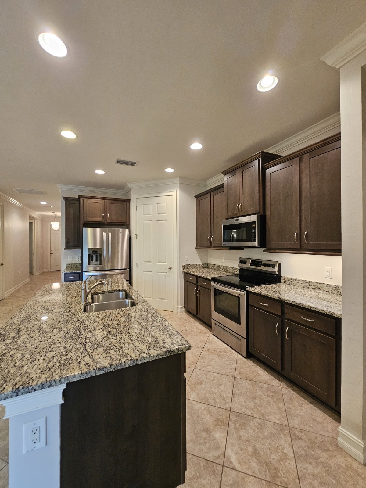 3141 Amadora Circle - 1 property image