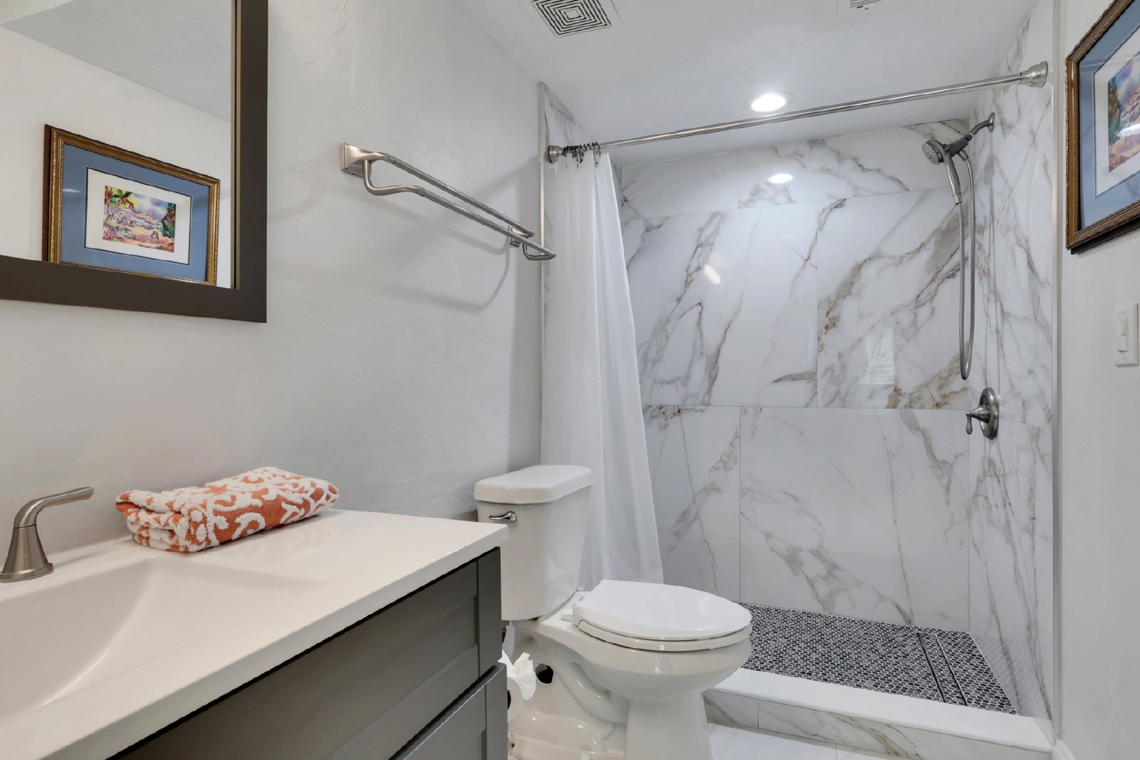 4001 Ice Castle Way #5 - 1 property image