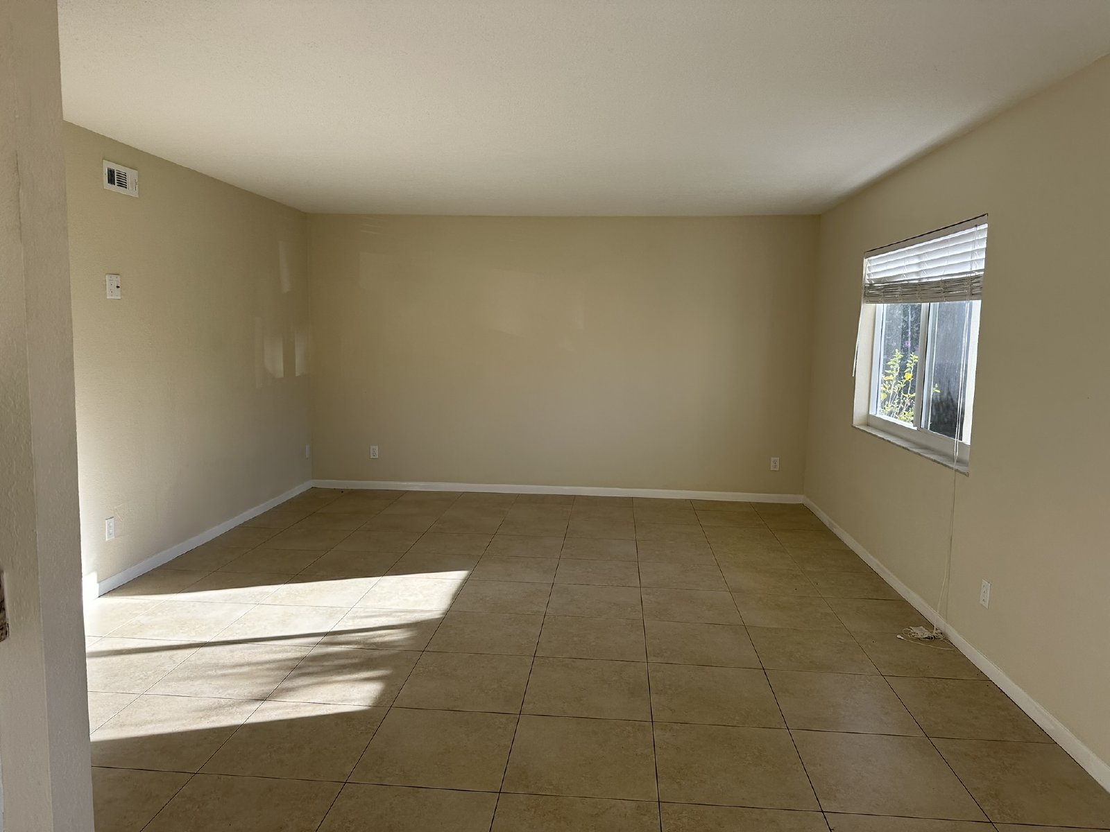 4621 Bayshore Drive - Q6 property image
