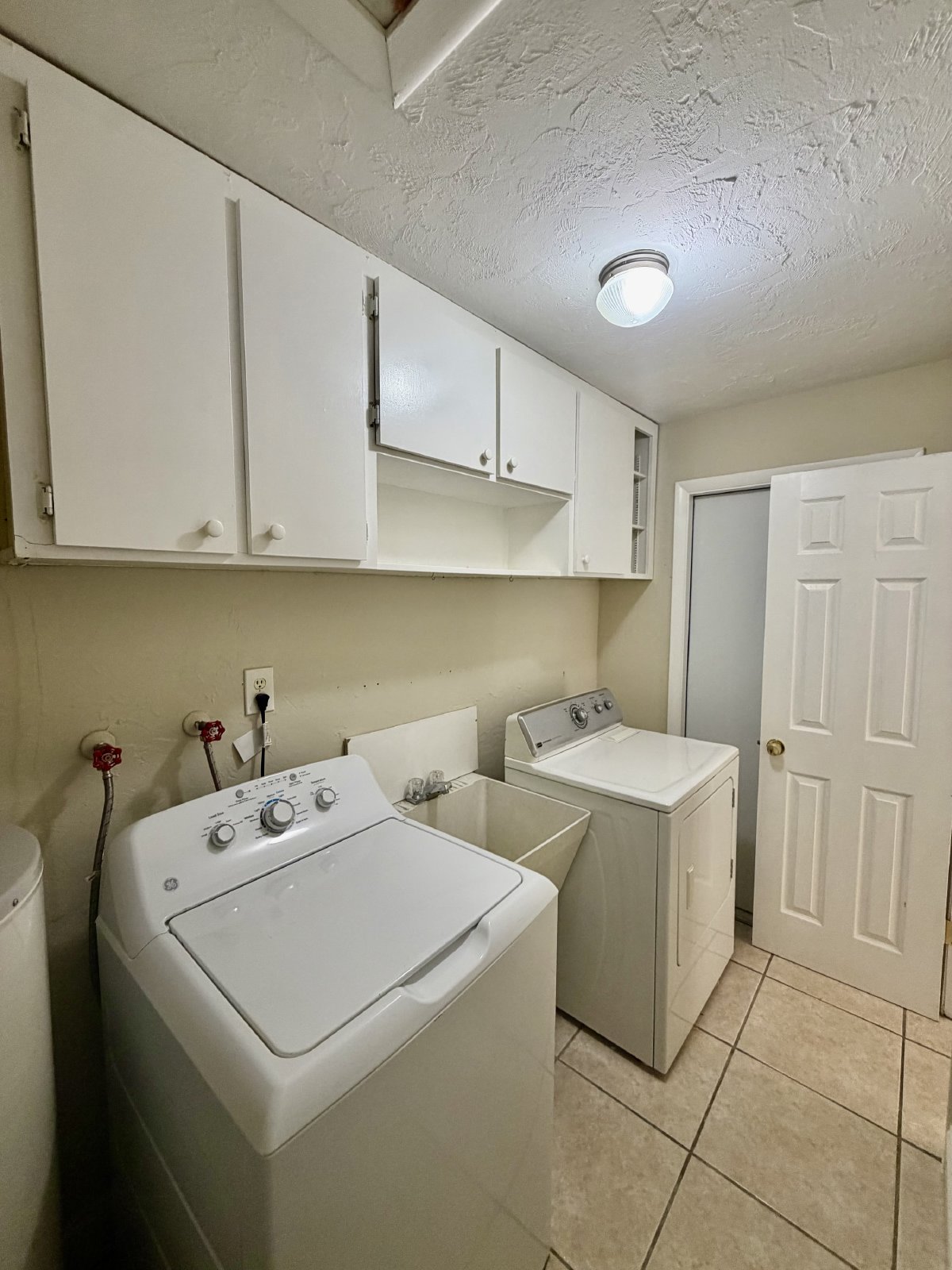760 94th Avenue North - 1 property image